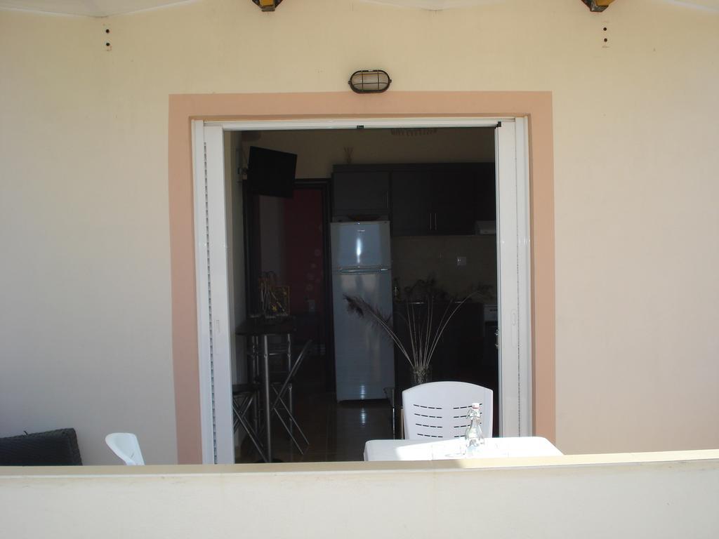 Apartamento Pyrgos Kíssamos Exterior foto